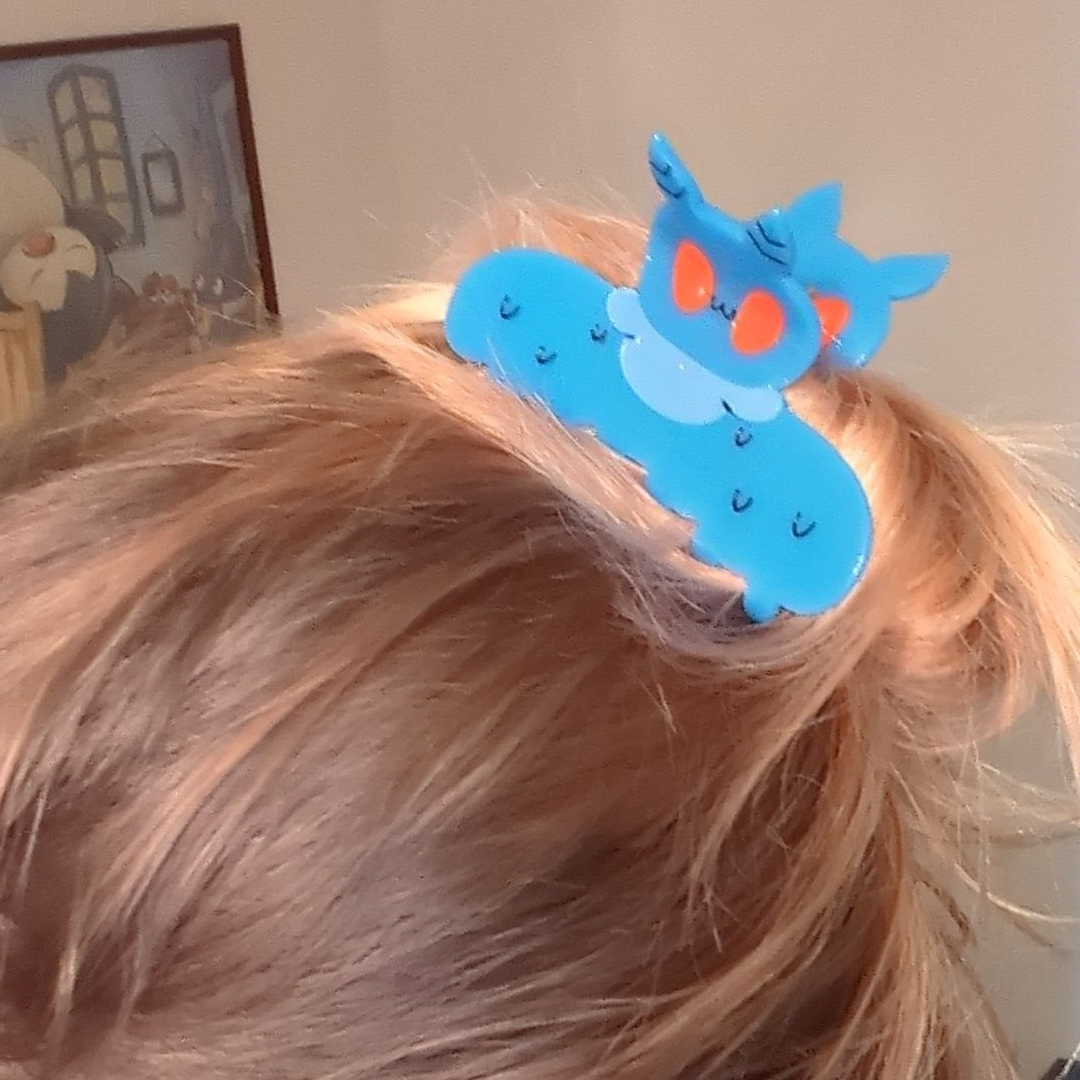 Mothman Hair Claw